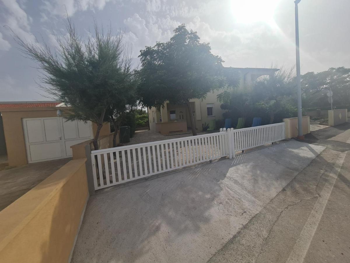 Apartman ˝Abaza˝ Vir Exteriér fotografie